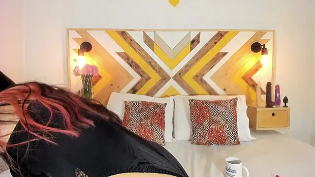 NicoleHaley online show from 02-22-25, 02:52