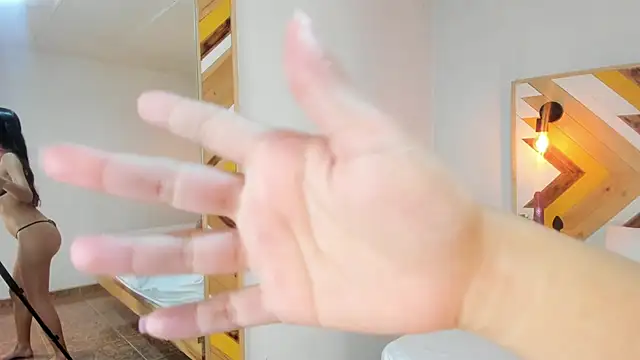 NicoleHaley online show from 02-11-25, 02:57