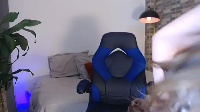 NicoleHaley online show from 09-11-25, 09:48