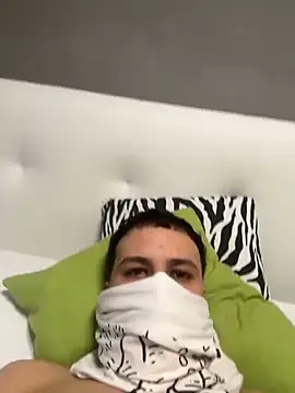 yayaya55598 online show from 01-01-25, 03:14