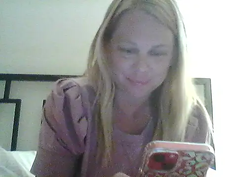 burrkitty online show from 11-21-25, 03:16