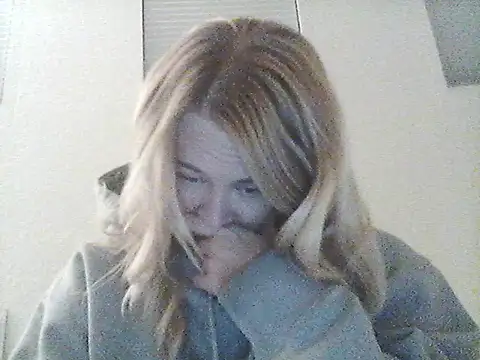 burrkitty online show from 12-16-25, 05:55