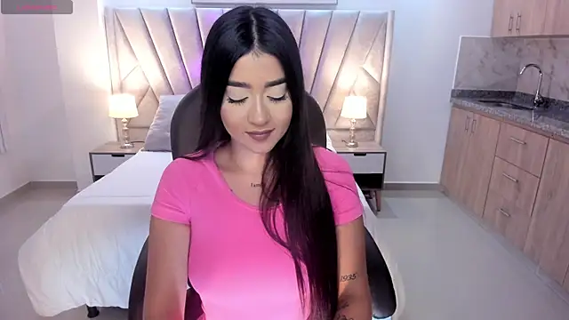 amelie jhons online show from 11-15-25, 08:13