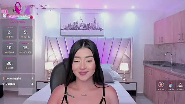 amelie jhons online show from 12-13-25, 08:04