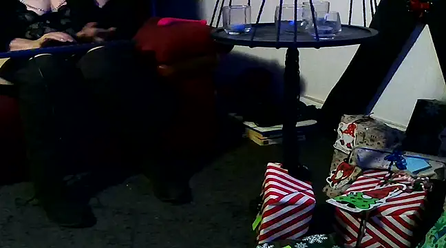 Snapshot of cplf2024 chatting on 12-24-24, 01:59 cplf2024 online show from 12-24-24, 01:59