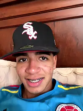 JoanG10 online show from 10-07-25, 09:27