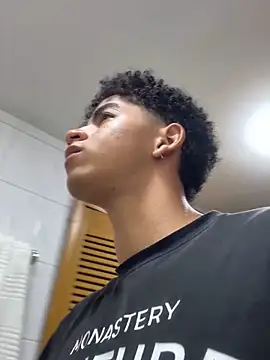 JoanG10 online show from 09-15-25, 02:34