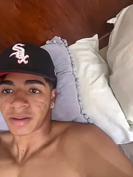 JoanG10 online show from 09-17-25, 05:26