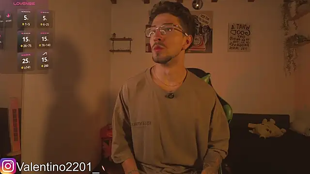 Valentino Xander online show from 05-29-26, 01:44