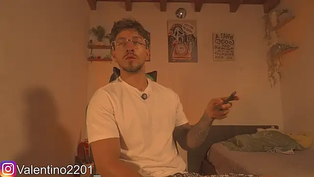 Valentino Xander online show from 06-24-26, 11:13