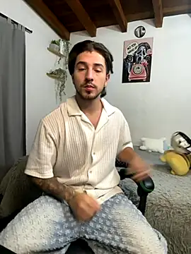 Valentino Xander online show from 11-29-25, 12:55