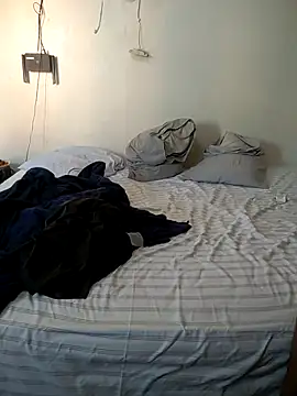 Snapshot of anubi0880 chatting on 11-30-25, 12:17 anubi0880 online show from 11-30-25, 12:17