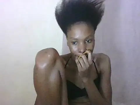 Sweetpetite254 online show from 12-14-25, 06:02