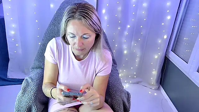 cassiehotsexy online show from 09-19-25, 07:45