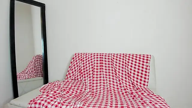 johan beley  online show from 10-18-25, 04:20