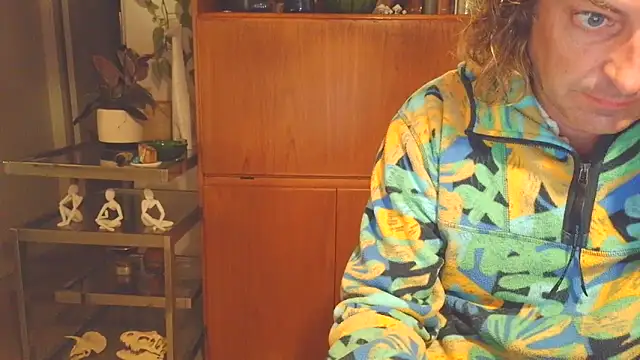 costanza7070 online show from 10-29-25, 05:39