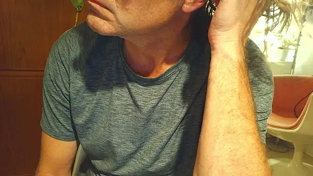 costanza7070 online show from 10-23-25, 01:59