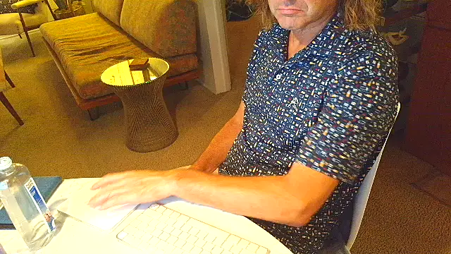 Snapshot of costanza7070 chatting on 07-16-26, 05:59 costanza7070 online show from 07-16-26, 05:59