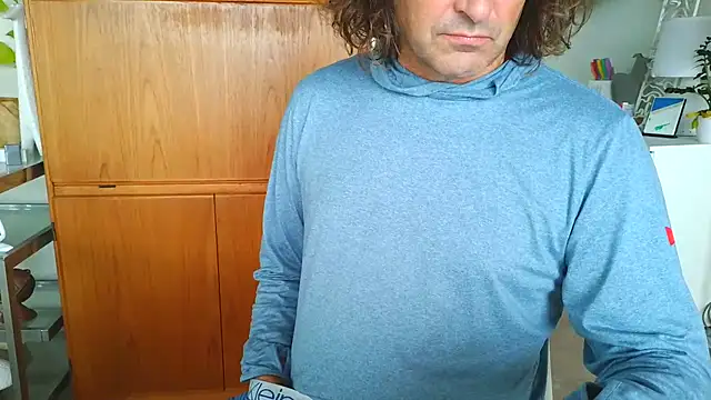 costanza7070 online show from 02-11-26, 12:43