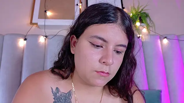 Snapshot of EngelStone chatting on 09-29-25, 07:41 EngelStone online show from 09-29-25, 07:41