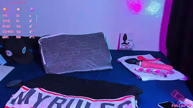 Piggy Eddy online show from 02-11-26, 02:00