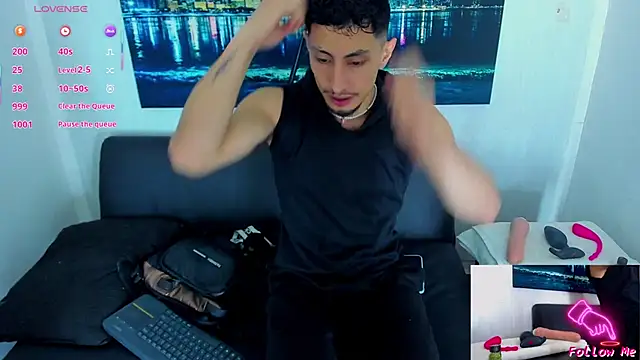 Piggy Eddy online show from 10-11-25, 11:28