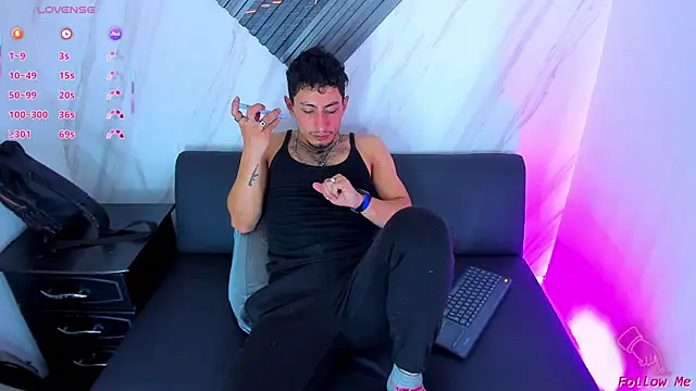 Piggy Eddy online show from 12-03-25, 08:30