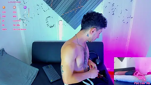 Piggy Eddy online show from 11-23-25, 12:20