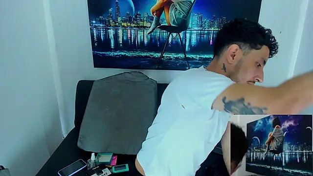 Piggy Eddy online show from 09-19-25, 08:46