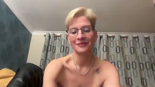 JennyHazel1 online show from 02-14-26, 10:54