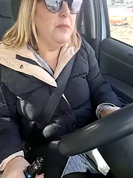 Snapshot of Mara-24 chatting on 02-17-26, 09:06 Mara-24 online show from 02-17-26, 09:06