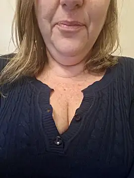 Snapshot of Mara-24 chatting on 03-10-25, 08:45 Mara-24 online show from 03-10-25, 08:45