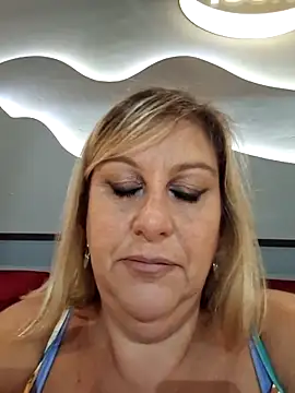 Snapshot of Mara-24 chatting on 09-10-25, 07:35 Mara-24 online show from 09-10-25, 07:35