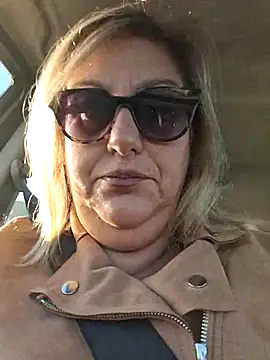 Snapshot of Mara-24 chatting on 10-11-25, 06:14 Mara-24 online show from 10-11-25, 06:14