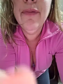 Snapshot of Mara-24 chatting on 02-27-25, 07:26 Mara-24 online show from 02-27-25, 07:26