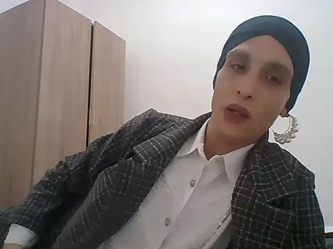 MissWendy online show from 02-25-26, 01:11