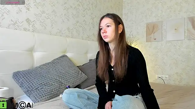 Snapshot of Nicole_Charm chatting on 09-14-25, 09:59 Nicole Charm online show from 09-14-25, 09:59
