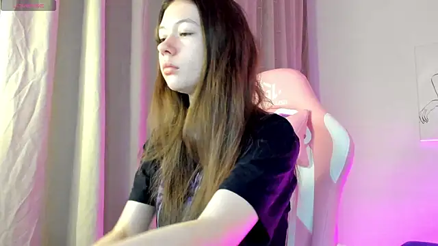 Snapshot of Nicole_Charm chatting on 01-07-25, 12:55 Nicole Charm online show from 01-07-25, 12:55