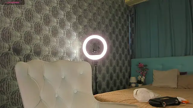 Nicole Charm online show from 06-25-26, 11:54