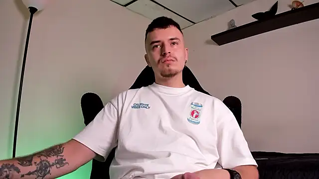 james connor2 online show from 02-04-26, 07:31