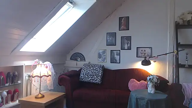 GinaBlonde online show from 05-23-26, 10:36