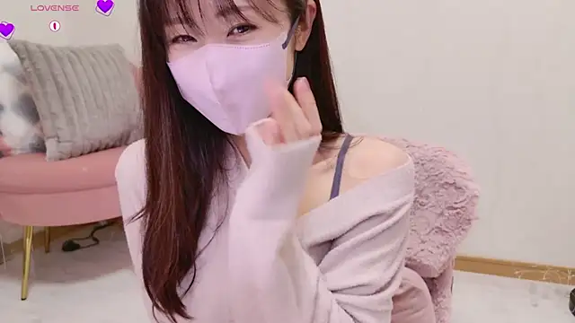 Snapshot of meg_0901 chatting on 03-19-25, 08:34 meg 0901 online show from 03-19-25, 08:34
