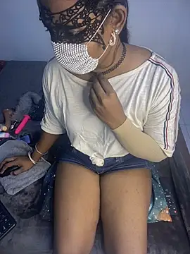 Snapshot of NethuQueen chatting on 01-10-25, 08:51 NethuQueen online show from 01-10-25, 08:51