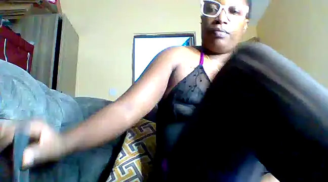 Chiky Nurse online show from 02-11-25, 06:33