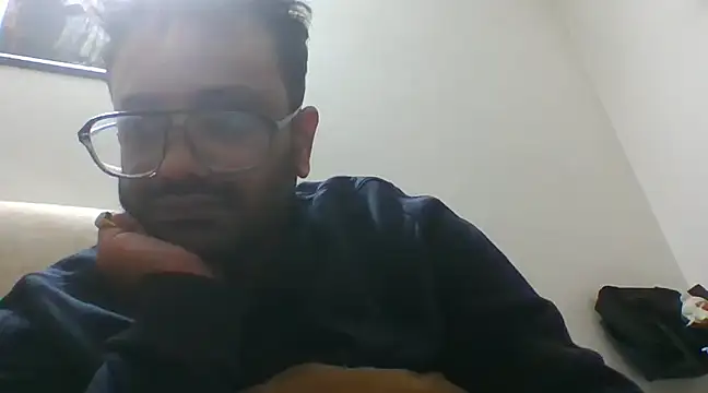 Snapshot of shree7776trrr chatting on 01-03-25, 03:44 shree7776trrr online show from 01-03-25, 03:44