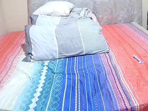 slender sweet online show from 04-18-26, 10:28