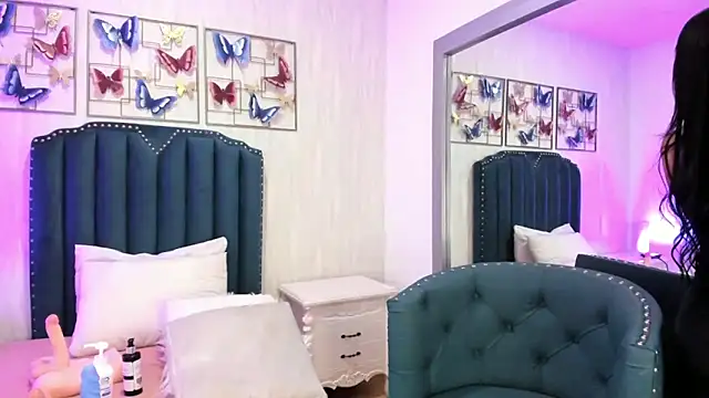 Snapshot of samara_warren chatting on 03-07-25, 04:55 samara warren online show from 03-07-25, 04:55