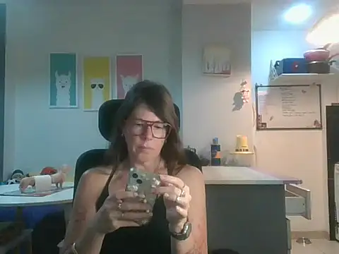 Calentandote online show from 10-13-25, 07:43