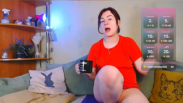 Snapshot of Caroline1995 chatting on 11-22-25, 06:45 Caroline1995 online show from 11-22-25, 06:45