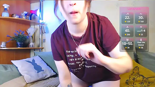 Snapshot of Caroline1995 chatting on 11-21-25, 06:56 Caroline1995 online show from 11-21-25, 06:56